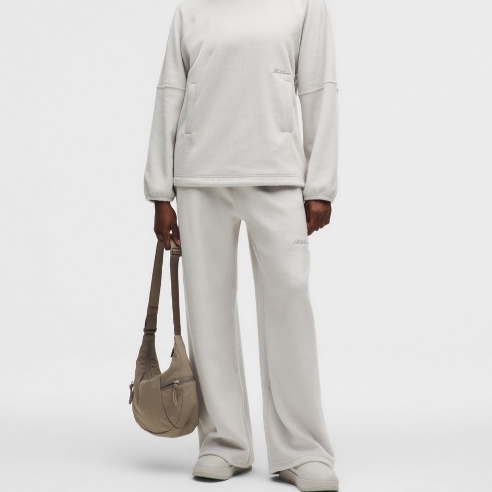 Lululemon Plush Velour Mid Rise Pant in Dove Grey